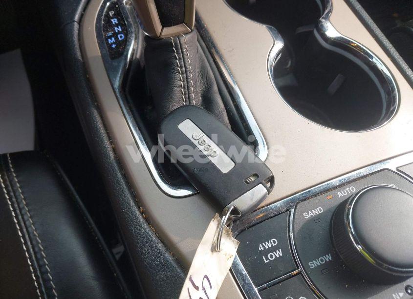 Photo 11 of 2017 Jeep Grand CHEROKEE OVERLAND 4X4 (VIN 1C4RJFCG4HC739608)