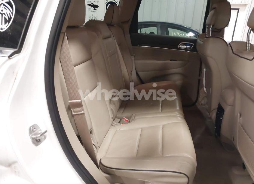 Photo 8 of 2015 Jeep Grand CHEROKEE OVERLAND (VIN 1C4RJFCG5FC165887)