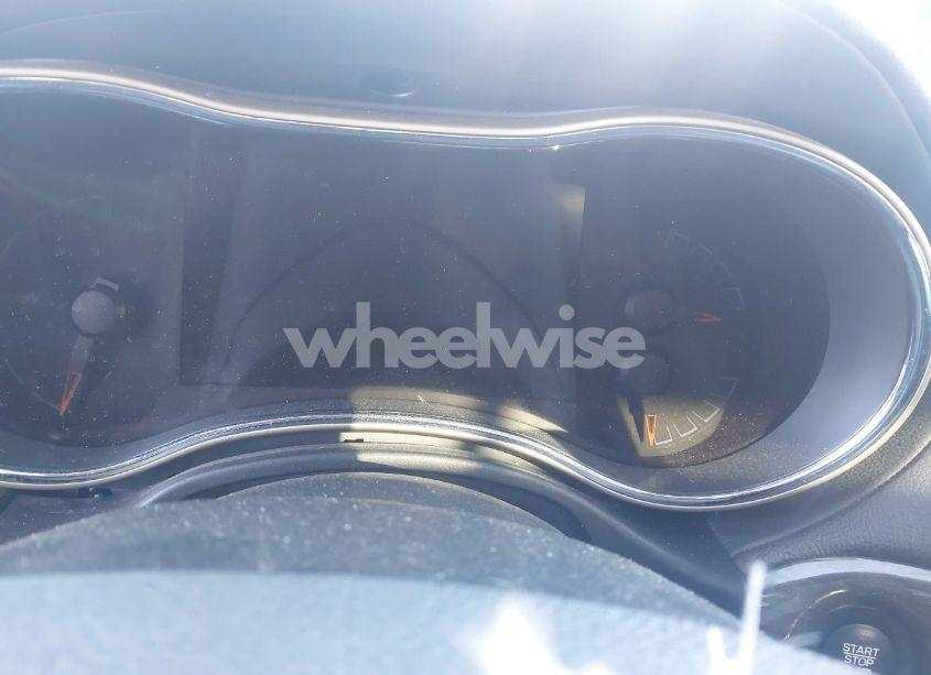 Photo 16 of 2015 Jeep Grand CHEROKEE OVERLAND (VIN 1C4RJFCG5FC725696)