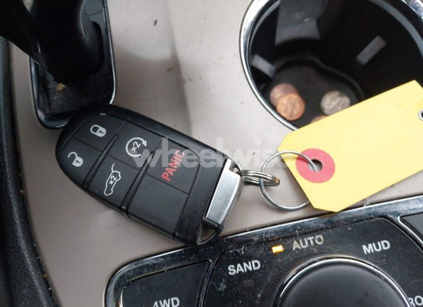 Photo 11 of 2015 Jeep Grand CHEROKEE OVERLAND (VIN 1C4RJFCG5FC807427)