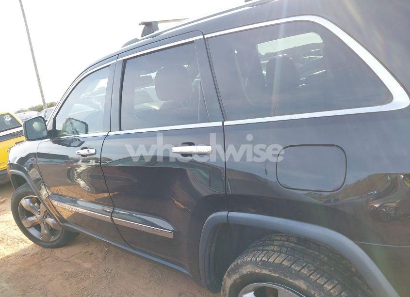 Photo 14 of 2013 Jeep Grand CHEROKEE OVERLAND (VIN 1C4RJFCG6DC647958)
