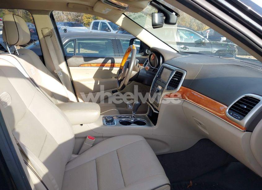 Photo 5 of 2013 Jeep Grand CHEROKEE OVERLAND (VIN 1C4RJFCG6DC647958)