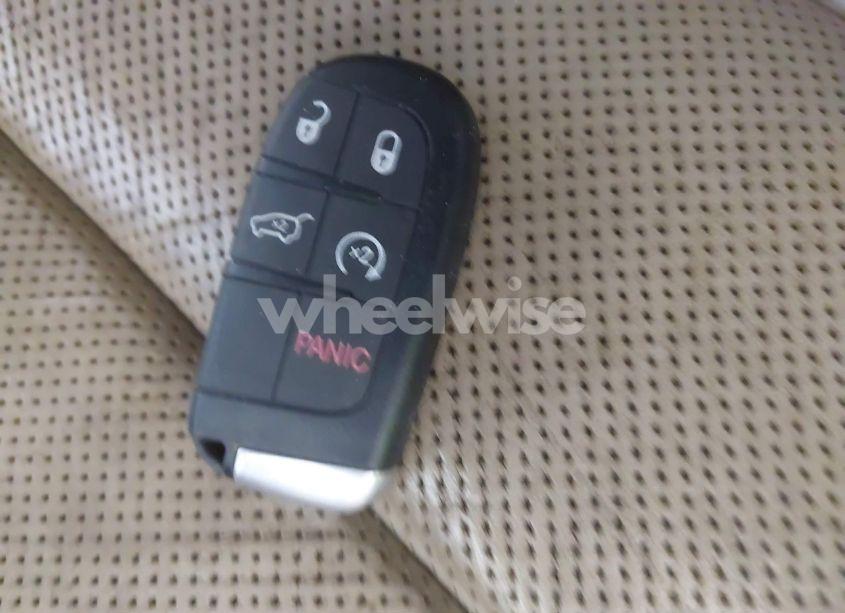 Photo 11 of 2014 Jeep Grand CHEROKEE OVERLAND (VIN 1C4RJFCG6EC121198)