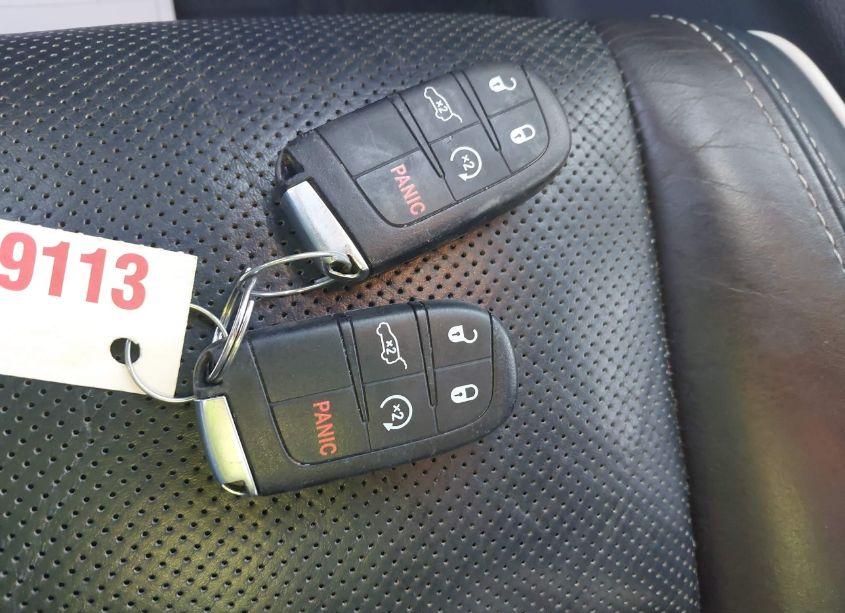 Photo 11 of 2014 Jeep Grand CHEROKEE OVERLAND (VIN 1C4RJFCG6EC130922)