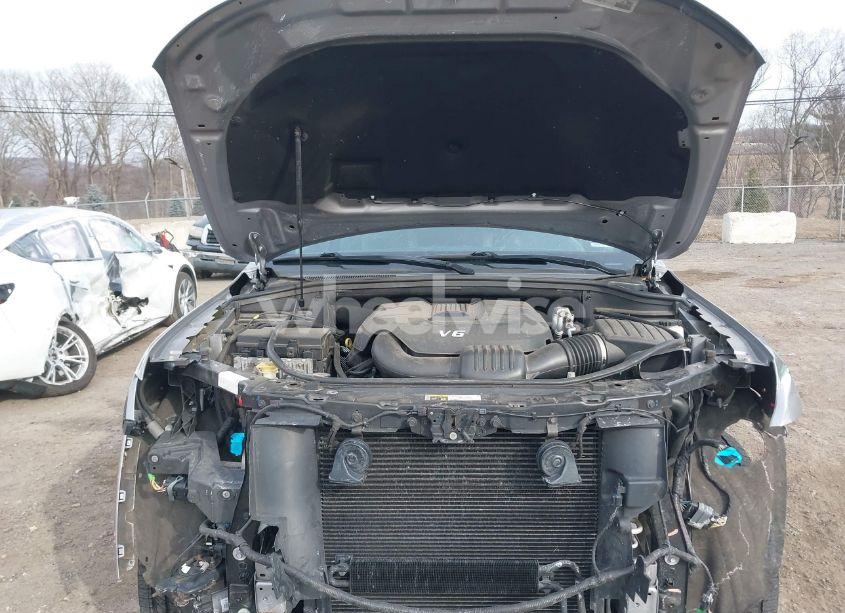 Photo 10 of 2015 Jeep Grand CHEROKEE OVERLAND (VIN 1C4RJFCG6FC847595)