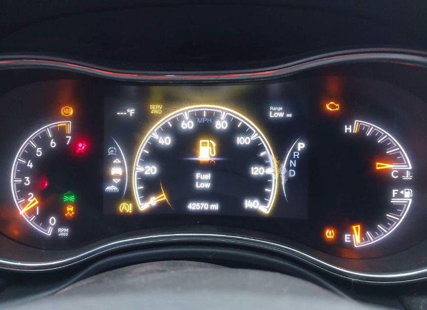 Photo 7 of 2018 Jeep Grand CHEROKEE OVERLAND 4X4 (VIN 1C4RJFCG6JC266462)