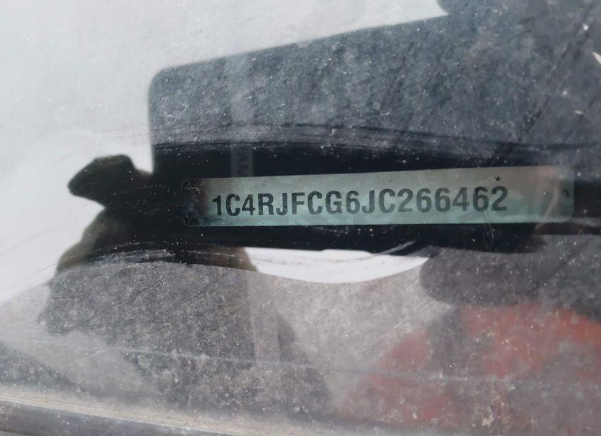 Photo 9 of 2018 Jeep Grand CHEROKEE OVERLAND 4X4 (VIN 1C4RJFCG6JC266462)