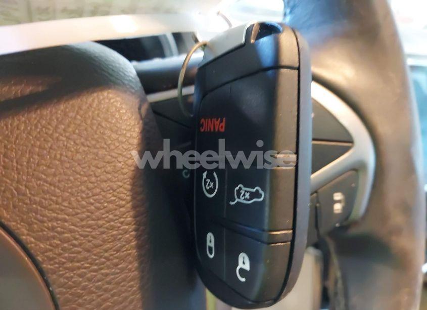 Photo 11 of 2020 Jeep Grand CHEROKEE OVERLAND 4X4 (VIN 1C4RJFCG6LC435298)