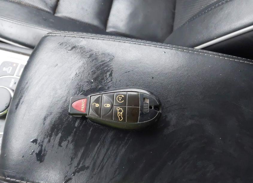 Photo 11 of 2013 Jeep Grand CHEROKEE OVERLAND (VIN 1C4RJFCG7DC606996)