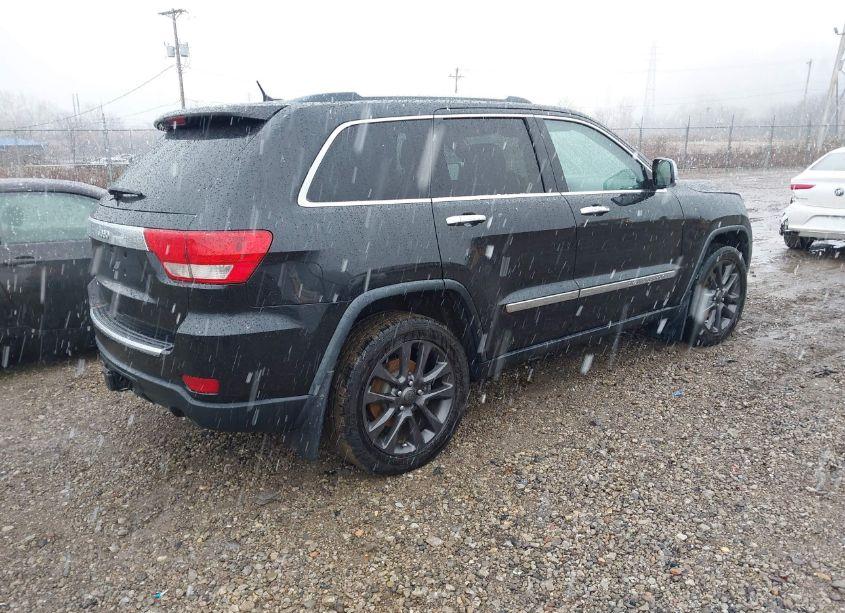 Photo 4 of 2013 Jeep Grand CHEROKEE OVERLAND (VIN 1C4RJFCG7DC606996)