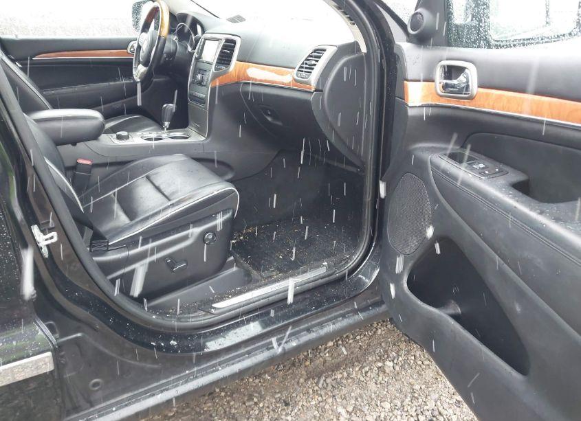 Photo 5 of 2013 Jeep Grand CHEROKEE OVERLAND (VIN 1C4RJFCG7DC606996)