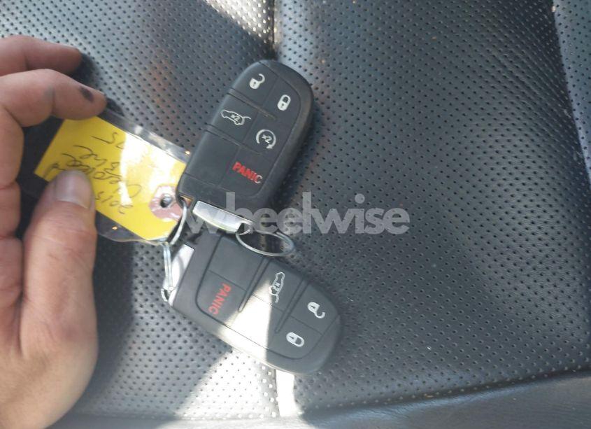 Photo 11 of 2015 Jeep Grand CHEROKEE OVERLAND (VIN 1C4RJFCG7FC107375)