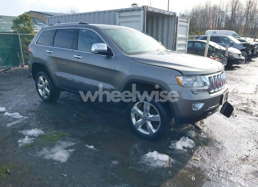 2013 Jeep Grand CHEROKEE OVERLAND SUMMIT (VIN 1C4RJFCG8DC581719) main photo