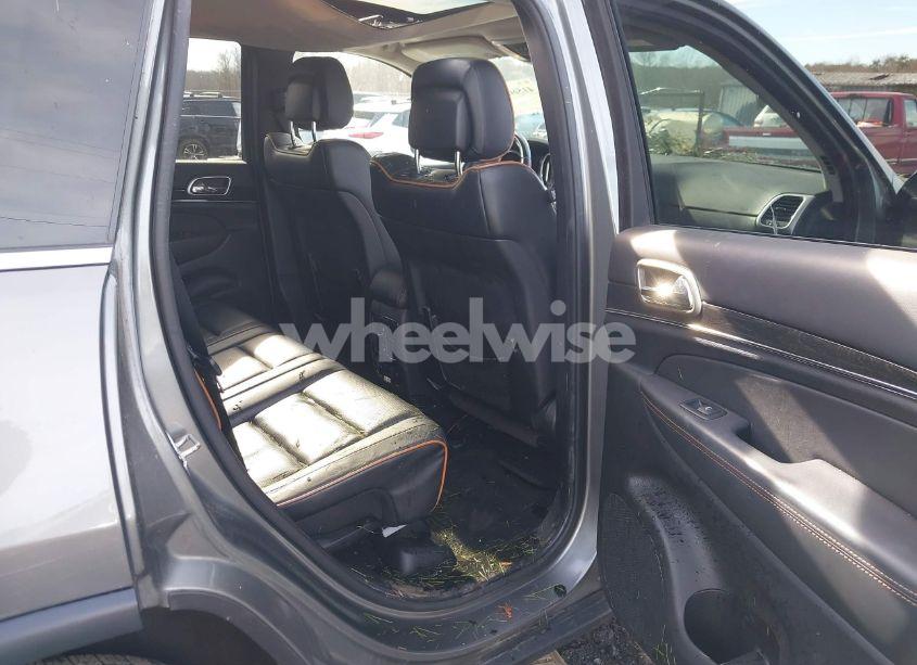 Photo 8 of 2013 Jeep Grand CHEROKEE OVERLAND SUMMIT (VIN 1C4RJFCG8DC581719)