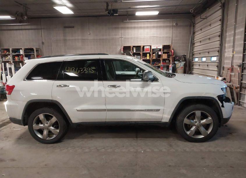 Photo 13 of 2013 Jeep Grand CHEROKEE OVERLAND (VIN 1C4RJFCG8DC606795)