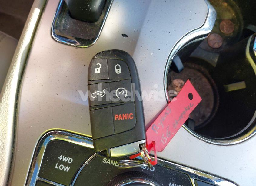 Photo 11 of 2015 Jeep Grand CHEROKEE OVERLAND (VIN 1C4RJFCG8FC805980)