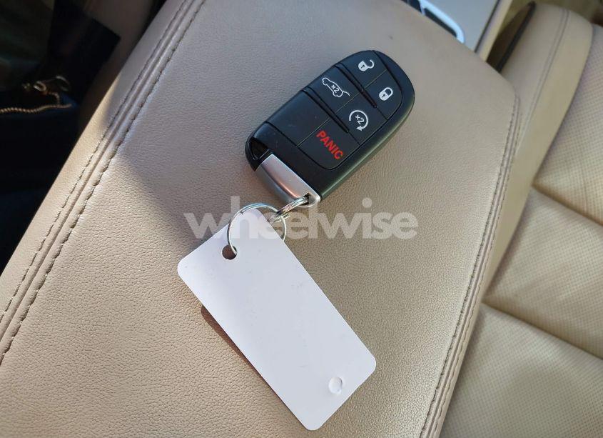 Photo 11 of 2017 Jeep Grand CHEROKEE OVERLAND 4X4 (VIN 1C4RJFCG8HC641729)