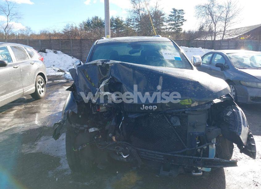 Photo 13 of 2017 Jeep Grand CHEROKEE OVERLAND 4X4 (VIN 1C4RJFCG8HC835645)