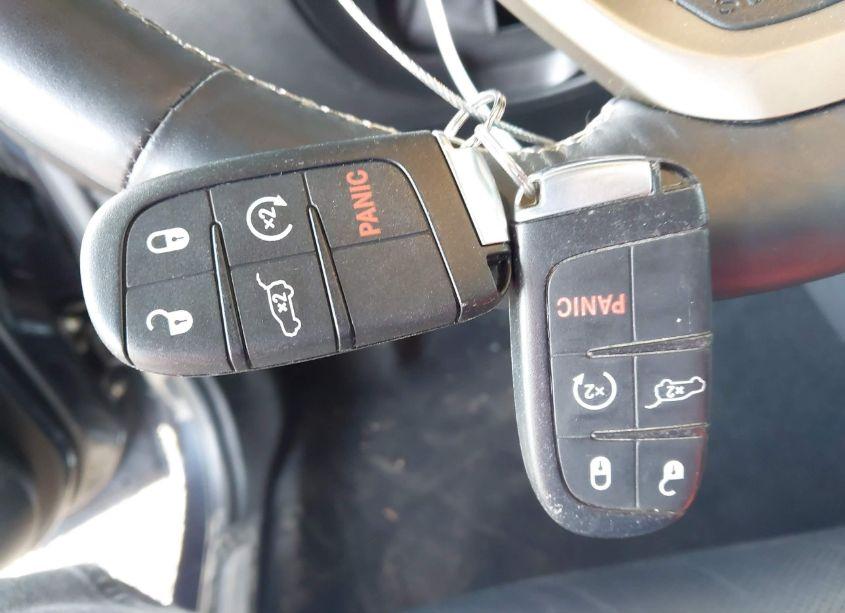 Photo 11 of 2014 Jeep Grand CHEROKEE OVERLAND (VIN 1C4RJFCG9EC579883)