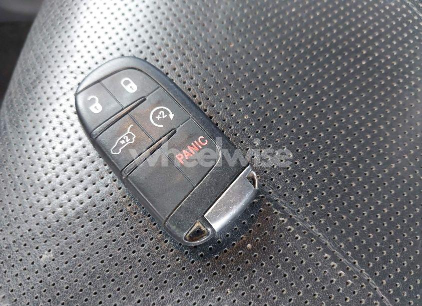 Photo 11 of 2015 Jeep Grand CHEROKEE OVERLAND (VIN 1C4RJFCG9FC116224)