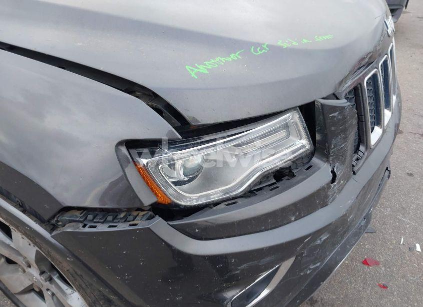 Photo 18 of 2015 Jeep Grand CHEROKEE OVERLAND (VIN 1C4RJFCG9FC173717)