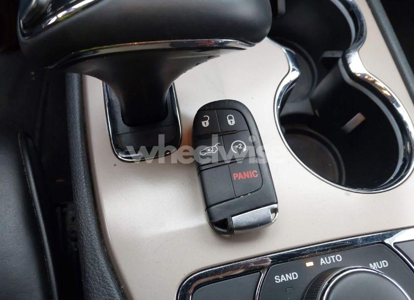 Photo 11 of 2015 Jeep Grand CHEROKEE OVERLAND (VIN 1C4RJFCG9FC807172)