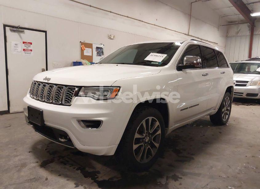 Photo 2 of 2017 Jeep Grand CHEROKEE OVERLAND 4X4 (VIN 1C4RJFCGXHC949212)