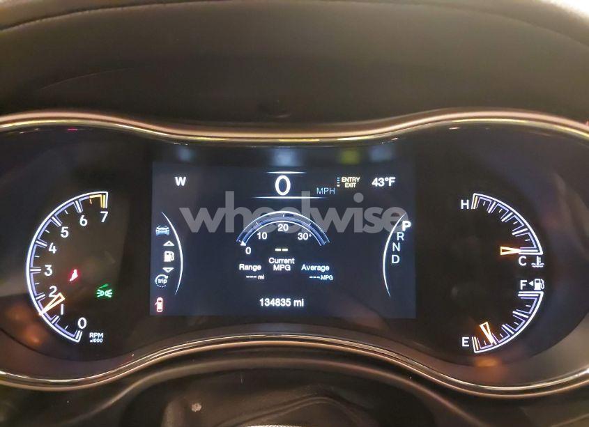 Photo 7 of 2017 Jeep Grand CHEROKEE OVERLAND 4X4 (VIN 1C4RJFCGXHC949212)