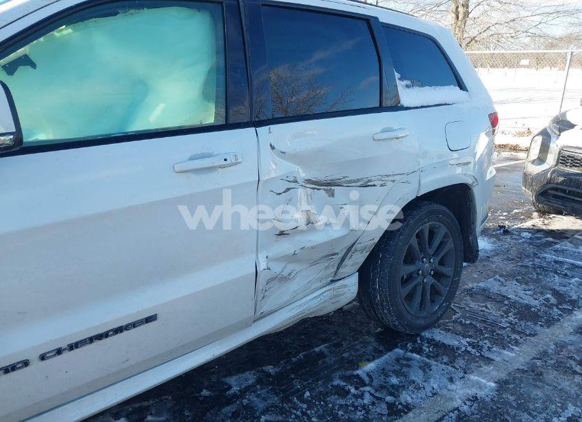 Photo 6 of 2018 Jeep Grand CHEROKEE HIGH ALTITUDE 4X4 (VIN 1C4RJFCGXJC286777)