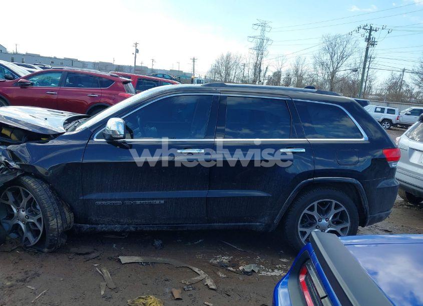 Photo 15 of 2019 Jeep Grand CHEROKEE OVERLAND 4X4 (VIN 1C4RJFCGXKC688543)