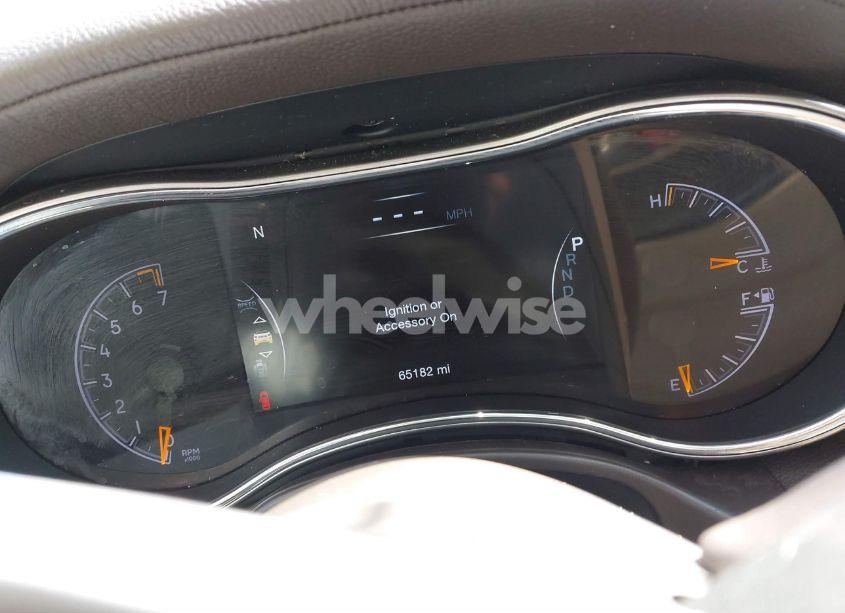 Photo 7 of 2019 Jeep Grand CHEROKEE OVERLAND 4X4 (VIN 1C4RJFCGXKC688543)