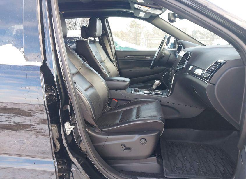 Photo 5 of 2020 Jeep Grand CHEROKEE OVERLAND (VIN 1C4RJFCGXLC163581)