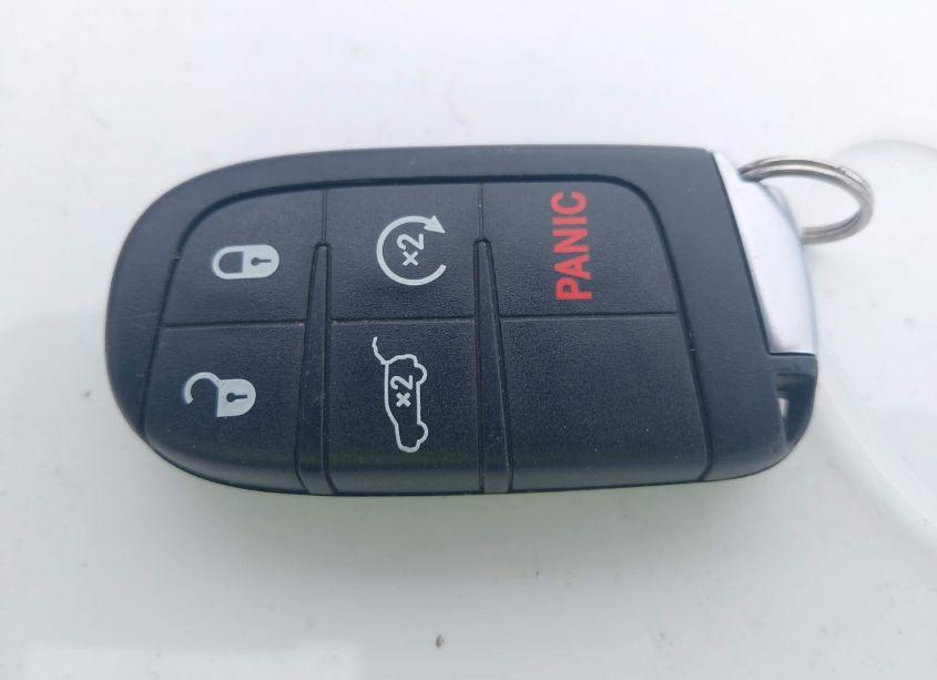 Photo 11 of 2020 Jeep Grand CHEROKEE OVERLAND 4X4 (VIN 1C4RJFCGXLC424126)