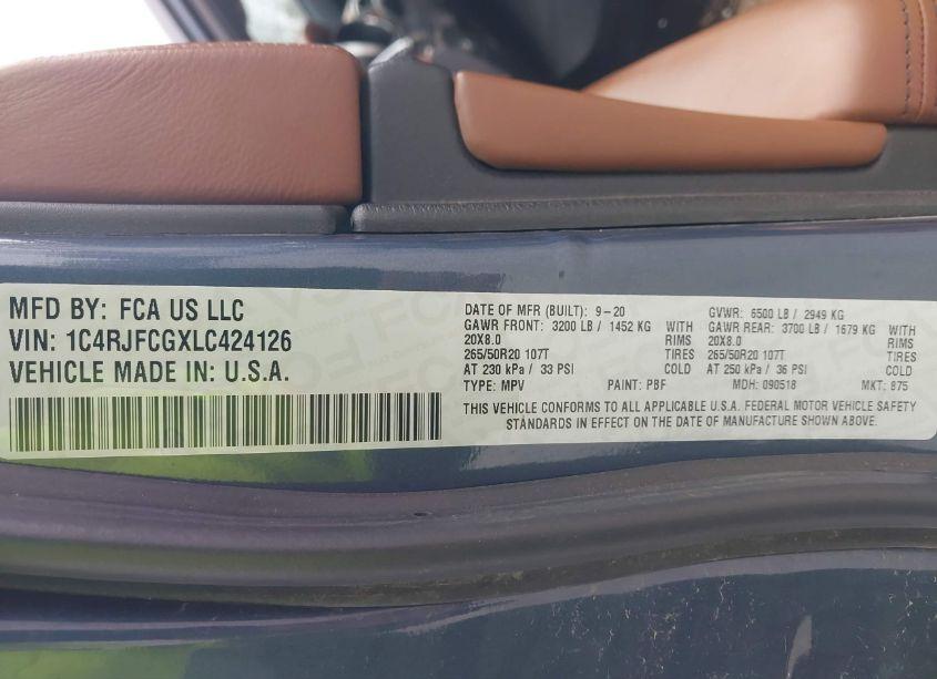 Photo 9 of 2020 Jeep Grand CHEROKEE OVERLAND 4X4 (VIN 1C4RJFCGXLC424126)