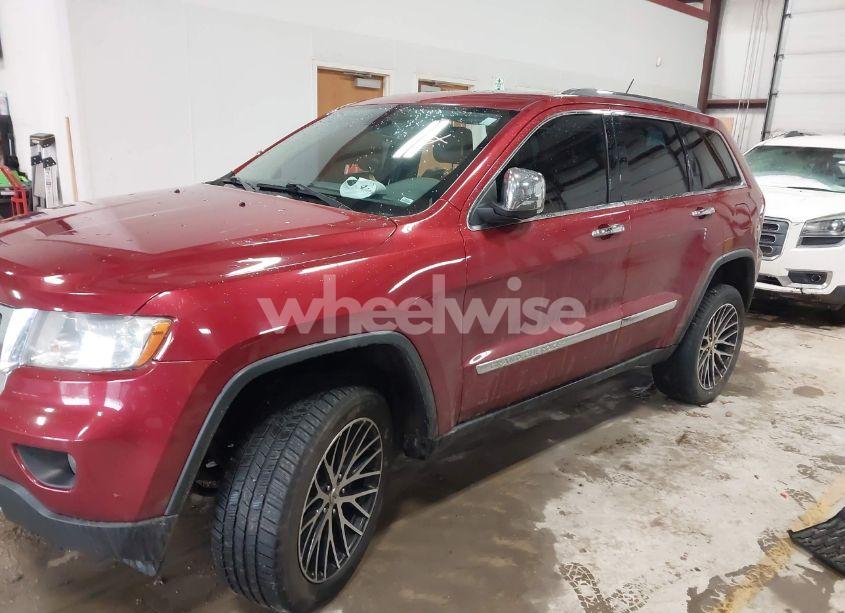 Photo 2 of 2013 Jeep Grand CHEROKEE OVERLAND (VIN 1C4RJFCT0DC582392)