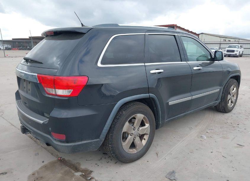 Photo 4 of 2013 Jeep Grand CHEROKEE OVERLAND (VIN 1C4RJFCT0DC644535)