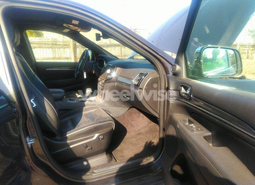 Photo 5 of 2019 Jeep Grand CHEROKEE OVERLAND 4X4 (VIN 1C4RJFCT0KC590005)