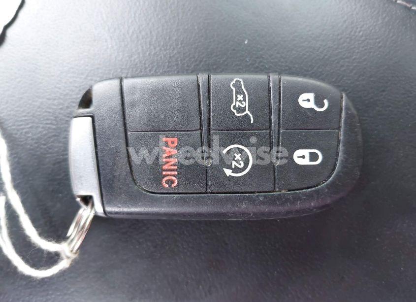 Photo 11 of 2017 Jeep Grand CHEROKEE OVERLAND 4X4 (VIN 1C4RJFCT1HC728496)