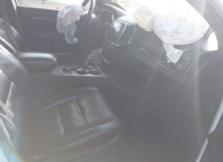 Photo 5 of 2019 Jeep Grand CHEROKEE OVERLAND 4X4 (VIN 1C4RJFCT1KC655685)