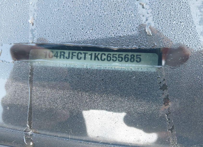 Photo 9 of 2019 Jeep Grand CHEROKEE OVERLAND 4X4 (VIN 1C4RJFCT1KC655685)