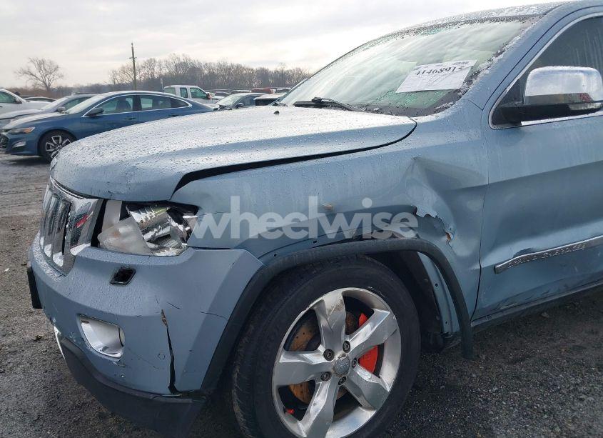 Photo 6 of 2013 Jeep Grand CHEROKEE OVERLAND SUMMIT (VIN 1C4RJFCT2DC572978)