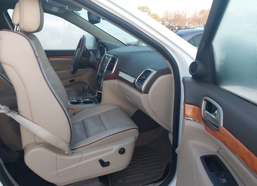 Photo 5 of 2013 Jeep Grand CHEROKEE OVERLAND (VIN 1C4RJFCT2DC585665)