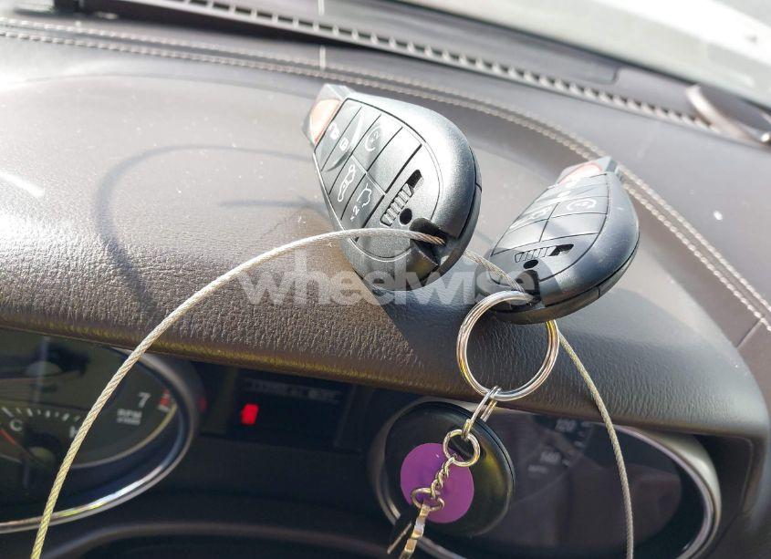 Photo 11 of 2012 Jeep Grand CHEROKEE OVERLAND (VIN 1C4RJFCT3CC191817)