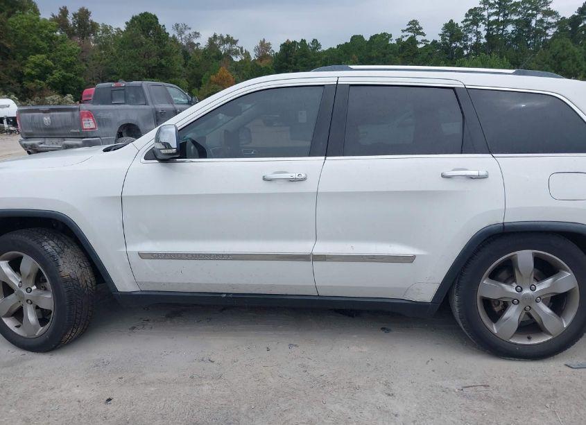 Photo 14 of 2013 Jeep Grand CHEROKEE OVERLAND (VIN 1C4RJFCT3DC523109)