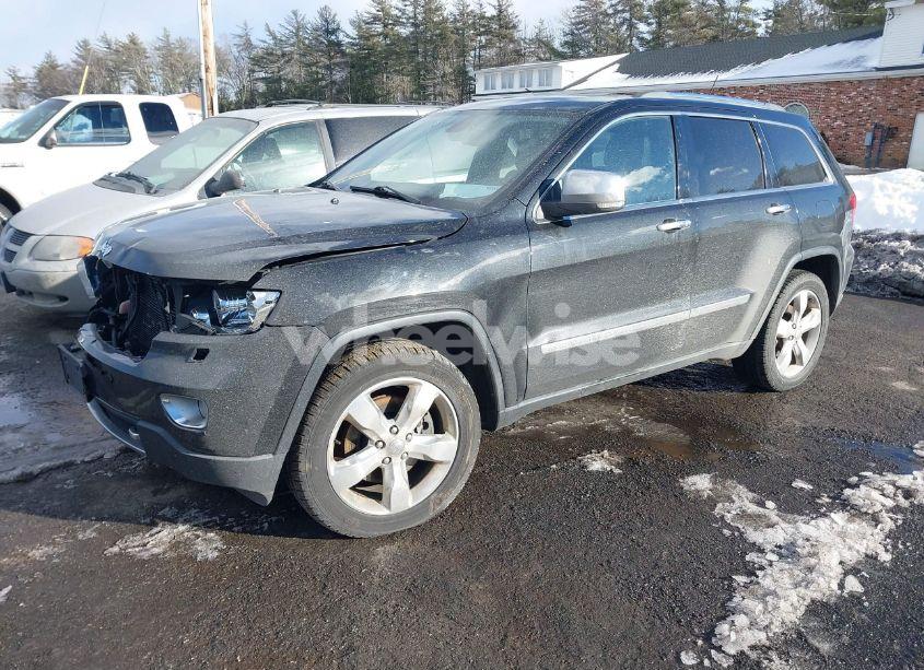 Photo 2 of 2013 Jeep Grand CHEROKEE OVERLAND SUMMIT (VIN 1C4RJFCT3DC636378)