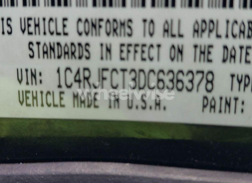 Photo 9 of 2013 Jeep Grand CHEROKEE OVERLAND SUMMIT (VIN 1C4RJFCT3DC636378)