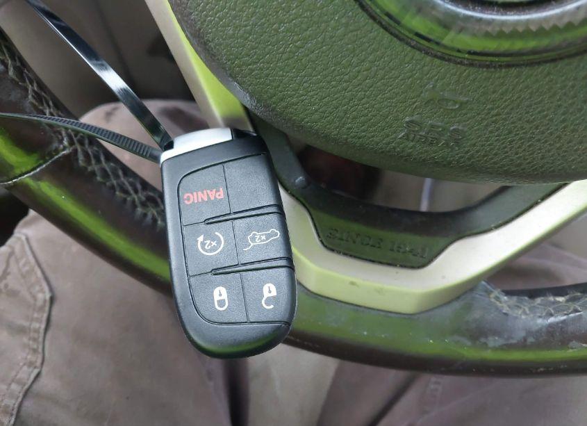 Photo 11 of 2014 Jeep Grand CHEROKEE OVERLAND (VIN 1C4RJFCT3EC125092)