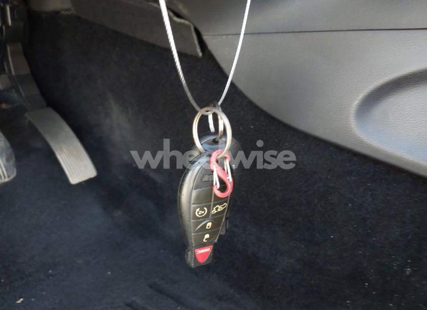 Photo 11 of 2013 Jeep Grand CHEROKEE OVERLAND (VIN 1C4RJFCT4DC537018)