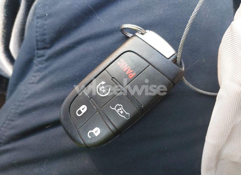 Photo 11 of 2014 Jeep Grand CHEROKEE OVERLAND (VIN 1C4RJFCT4EC196253)