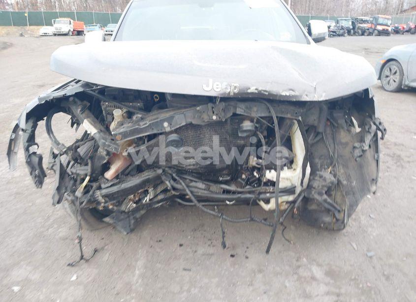 Photo 6 of 2014 Jeep Grand CHEROKEE OVERLAND (VIN 1C4RJFCT4EC329383)